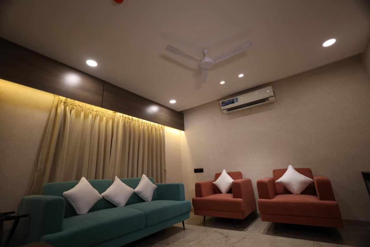 Lords Eco Inn Navsari Εξωτερικό φωτογραφία