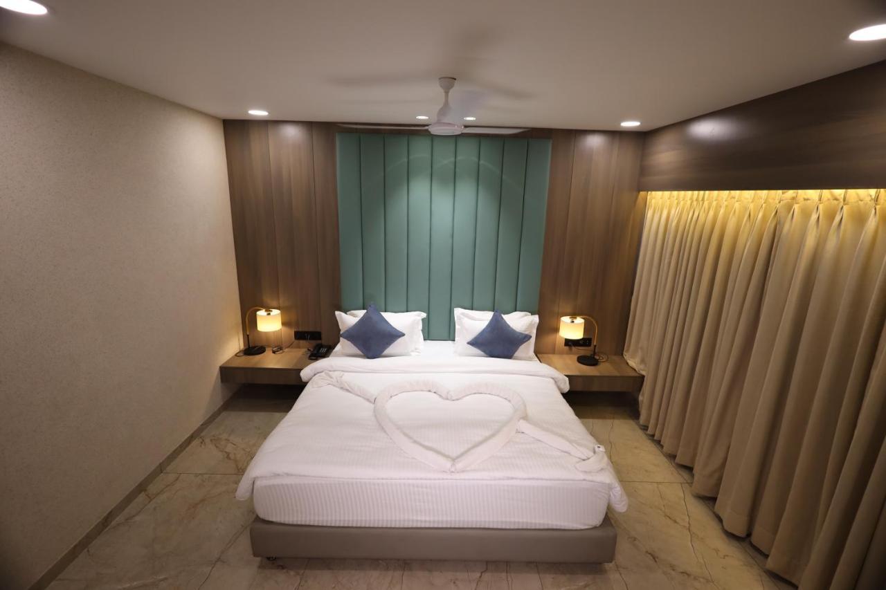 Lords Eco Inn Navsari Εξωτερικό φωτογραφία