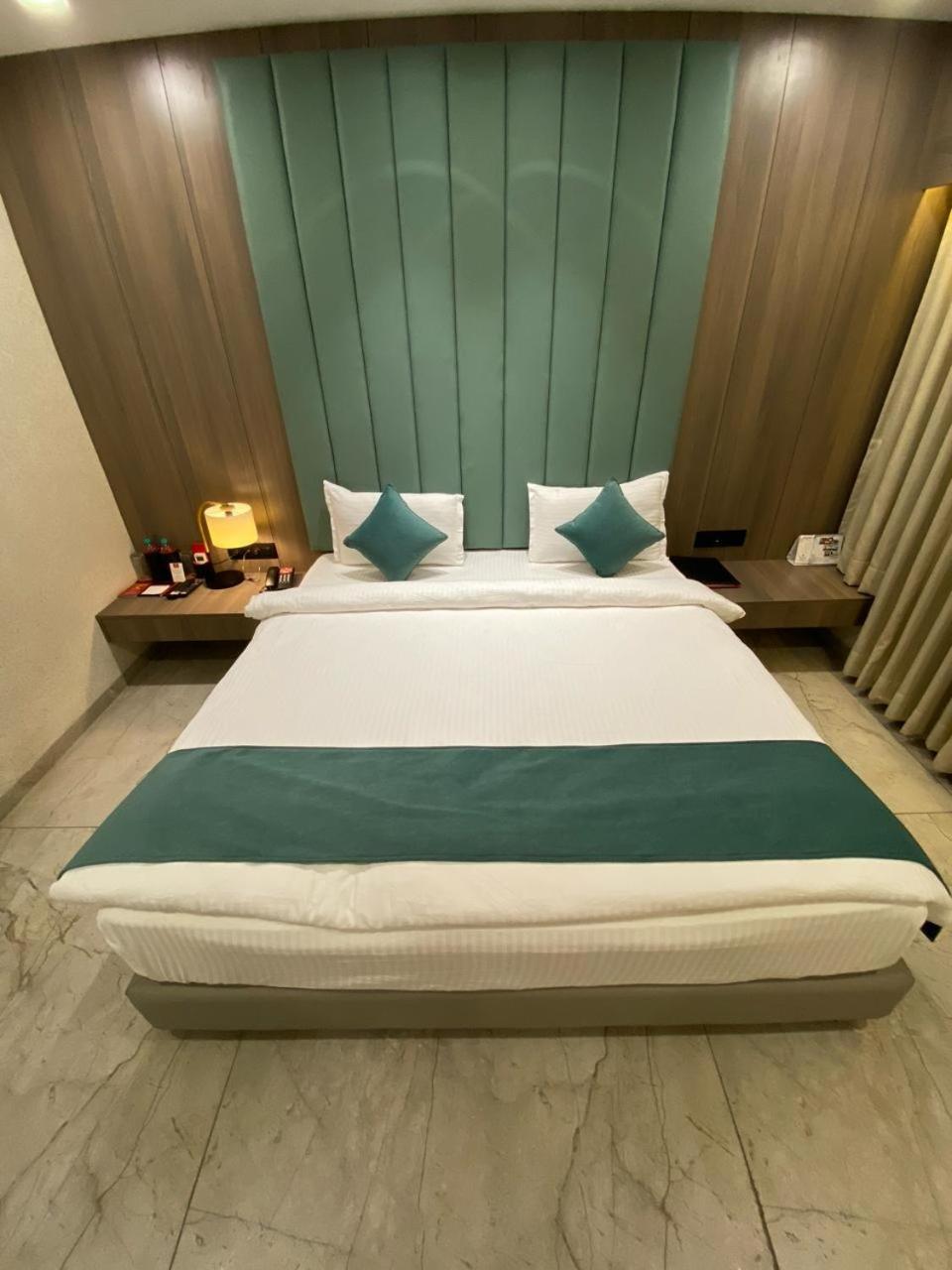 Lords Eco Inn Navsari Εξωτερικό φωτογραφία