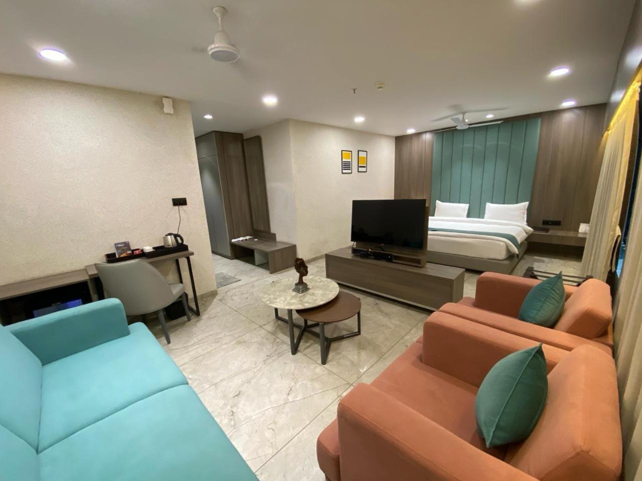 Lords Eco Inn Navsari Εξωτερικό φωτογραφία